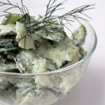 Gurken Salat mit Cremigem Dill Dressing (Vegan, Glutenfrei) 15 Cremiges Dill Salat Dressing Vegan 2 1