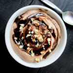 Veganes Glutenfreies Kaffee Haselnuss Mousse Mit Carob Tahini Sauce Rezept 1 1