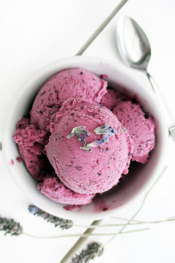Vegane Glutenfreie Fruchtgesuesste Heidelbeer Lavendel Eiscreme Ohne Milch Rezept 1 1