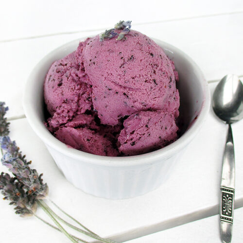 Vegane Glutenfreie Fruchtgesuesste Heidelbeer Lavendel Eiscreme Ohne Milch Rezept 4 1