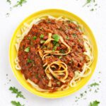 vegane fettuccine tomatensauce hochformat