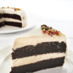 Schokoladenkuchen mit Vanille Creme (Vegan, Glutenfrei, Ohne Kristallzucker) 7 Vegane Glutenfreie Schoko Torte Mit Vanille Butter Creme Ohne Milch Ohne Haushaltszucker Rezept 4 1