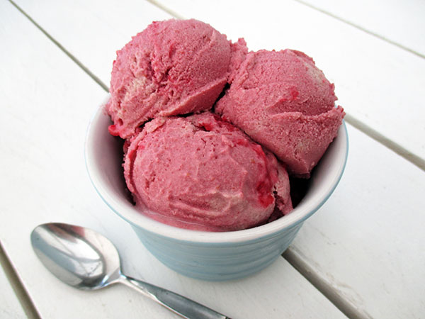 Vegan Gluten free Dairy free No Refined Sugar Raspberry Ice Cream Recipe 5