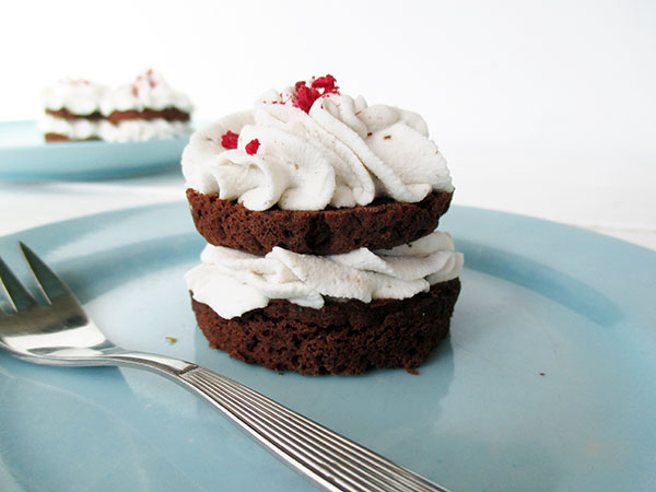 Vegan Gluten-free Mini Chocolate Cakes And Coconut Frosting Without Refined Sugar Recipe