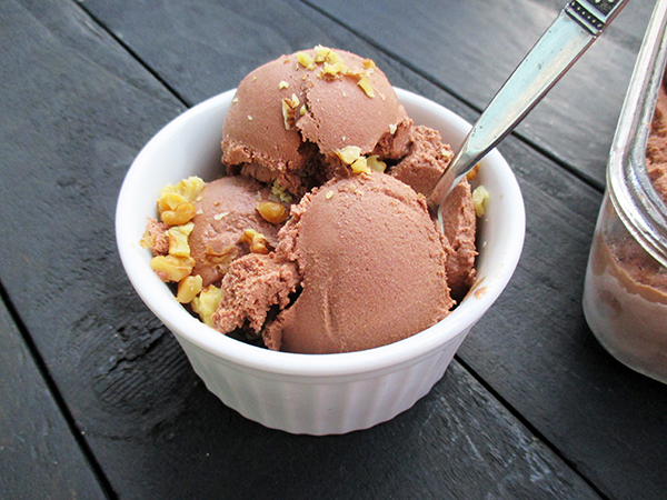 Vegane Glutenfreie Walnuss Schokoladen Eiscreme Ohne Kristallzucker Rezept 1 2