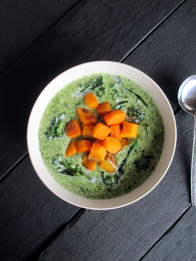 Vegan Creamy Broccoli Soup with Roasted Pumpkin