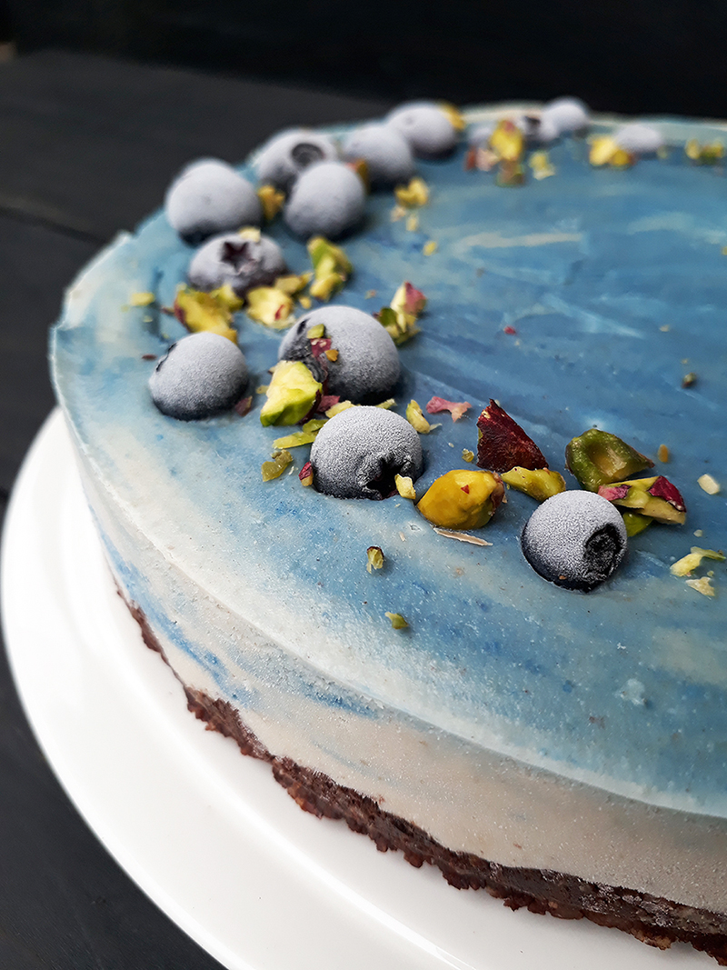 No Bake Dreamy Blue Cake (Vegan, Gluten-free, Fruit-Sweetened)